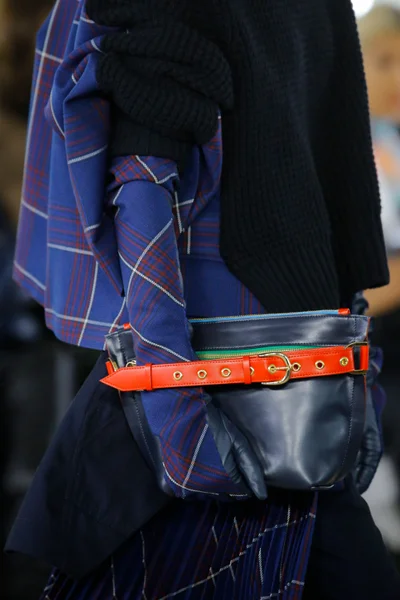 Look 10